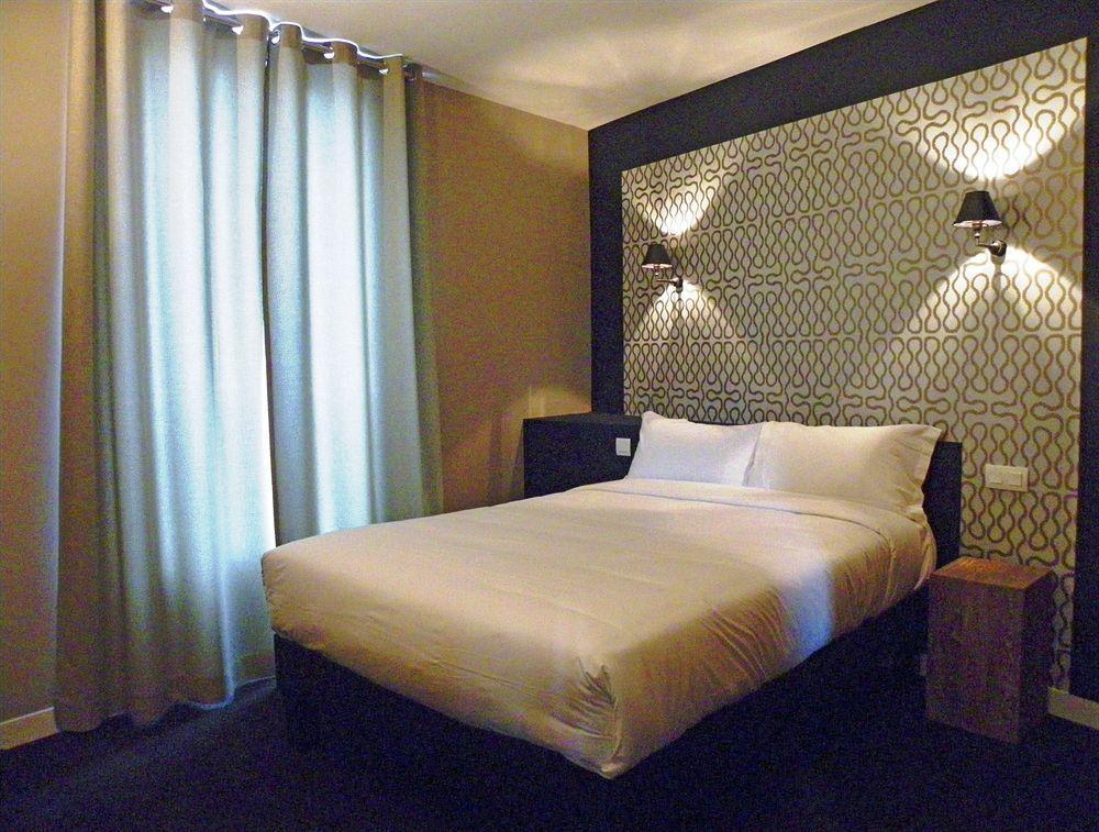 Hotel Les Terres Blanches シャトゥー エクステリア 写真